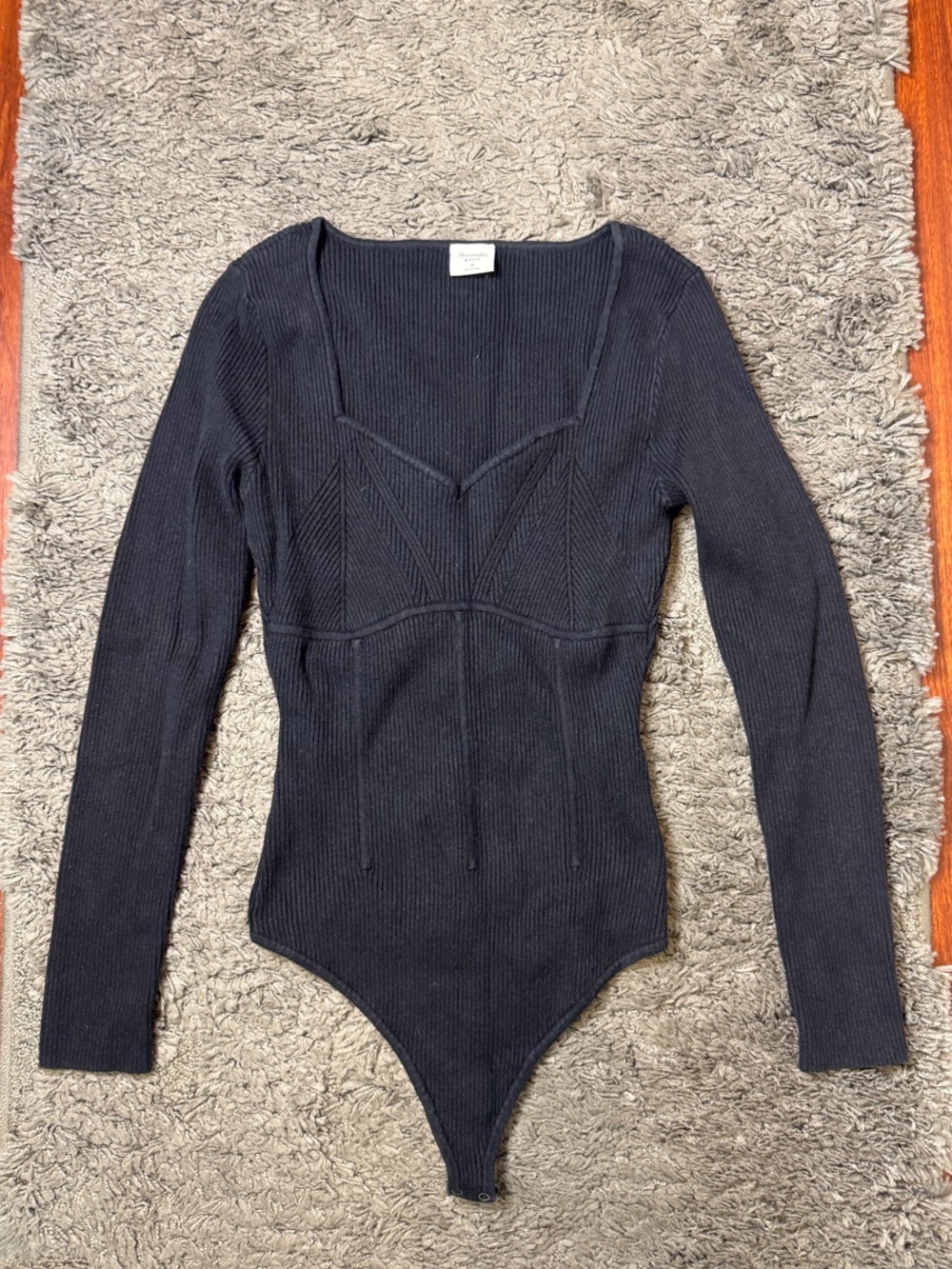 Abercrombie Black Ribbed Knit Sweetheart Neck Long Sleeve Bodysuit - Size M